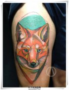 <b>大腿彩色狐狸纹身图案大全 520纹身</b>