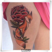 <b>性感大腿彩色玫瑰花狐狸纹身图案</b>
