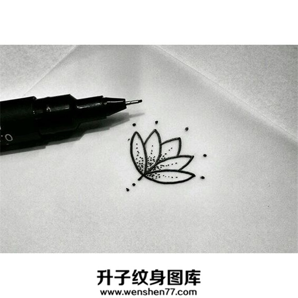 小莲花纹身手稿
