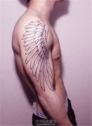 <b>大臂传统翅膀纹身图案</b>
