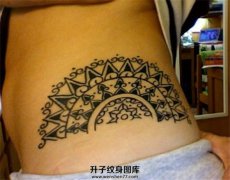 <b>关于一个纹身师与客人的态度！重庆专业纹身店</b>