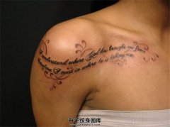 <b>重庆纹身工作室 观音桥纹身 锁骨英文字母纹身图案</b>