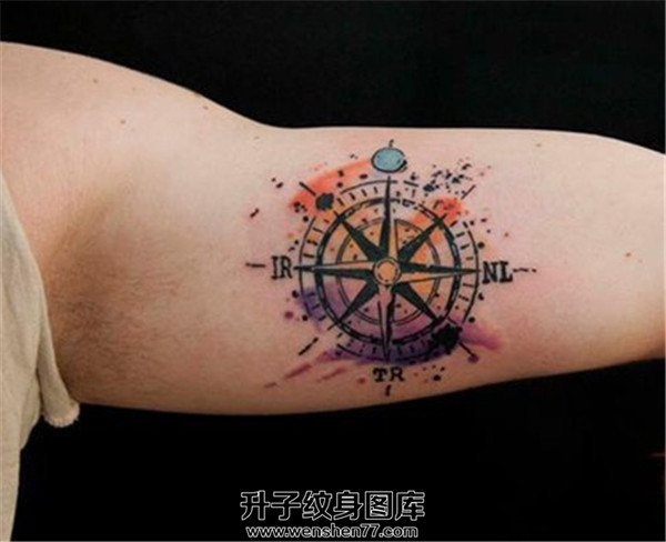 重庆指南针纹身图案