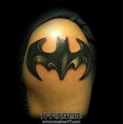 <b>重庆纹身 重庆蝙蝠纹身 重庆蝙蝠纹身价格 手臂纹身</b>
