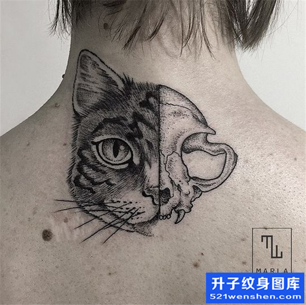 后背猫头纹身图案