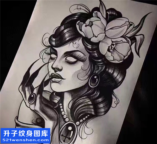 欧美美女纹身手稿图案