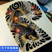<b>传统鲤鱼半甲纹身手稿图案大全</b>