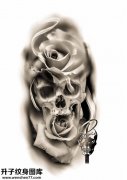<b>骷髅玫瑰花纹身图案</b>
