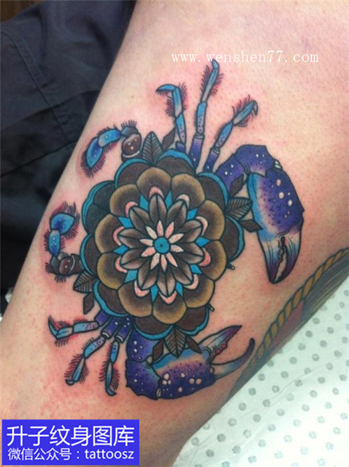 手臂彩色欧美螃蟹纹身图案