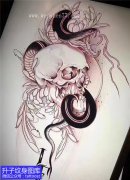 <b>骷髅头蛇菊花纹身手稿图案</b>