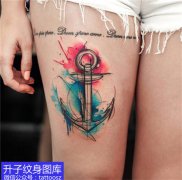 <b>大坪女性大腿外侧彩色船锚纹身图案</b>