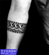 <b>四川纹身告诉你干燥季节怎样保养纹身？</b>