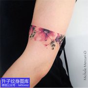 <b>手臂女性水彩臂环纹身图案-精品推荐</b>