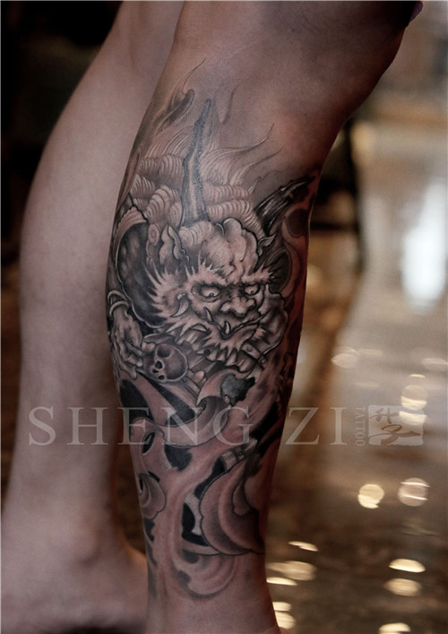重庆传统纹身花腿雷神纹身图案作品案例