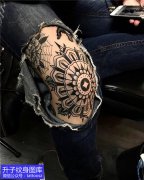 <b>江北纹身店推荐的膝盖梵花纹身图案</b>