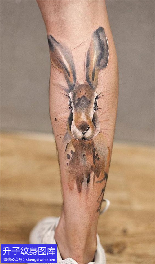 重庆最好纹身店推荐小腿后侧兔子纹身