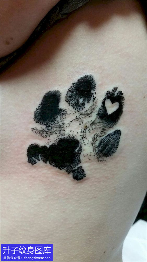 北滨路动物脚印纹身图案
