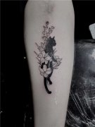 手臂内侧小猫咪纹身图案