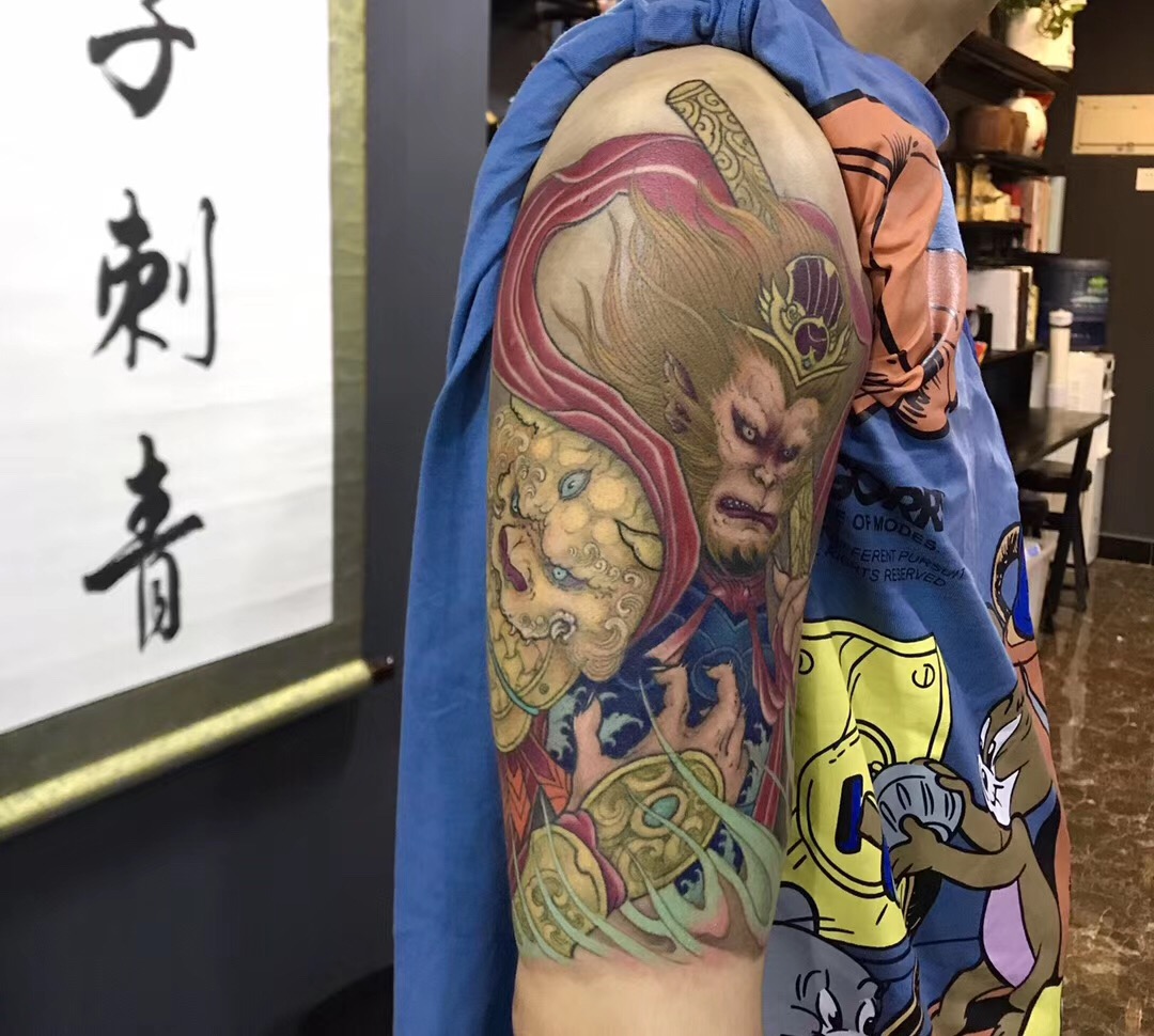 大臂外侧大圣纹身 重庆纹身店作品