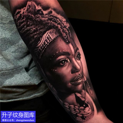 重庆纹身店推荐手臂写实肖像纹身图案